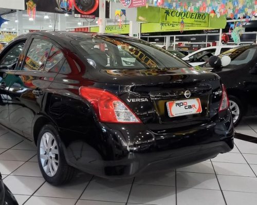 317596-nissan-versa-20240702171826288834