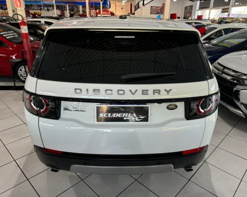 324159-land-rover-discovery-sport-20240808101109197952