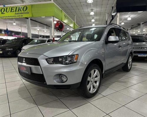 324819-mitsubishi-outlander-20240812150955656762