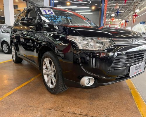 329520-mitsubishi-outlander-20231026200015581110