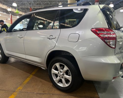 334464-toyota-rav4-20241014220438495294