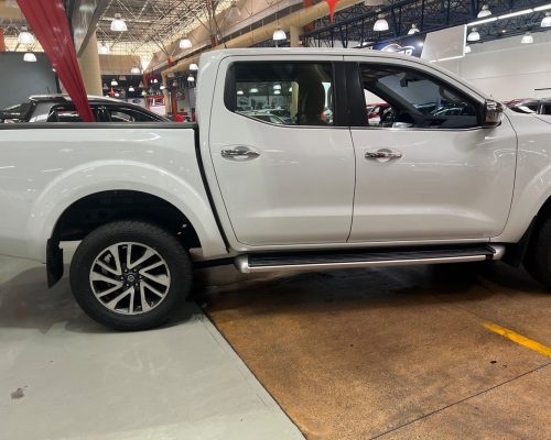 334889-nissan-frontier-20241012022948789001