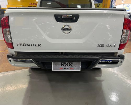 334889-nissan-frontier-20241012023011434771