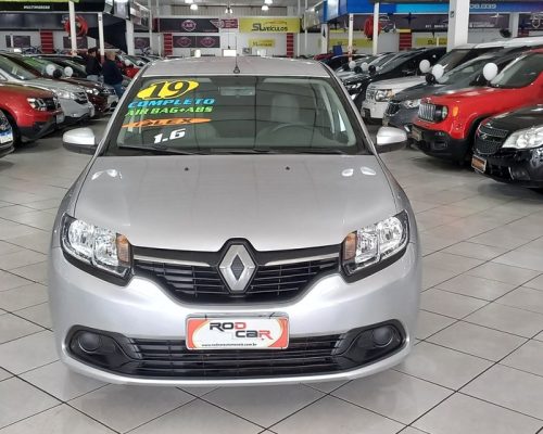 335807-renault-logan-20241014181640897974