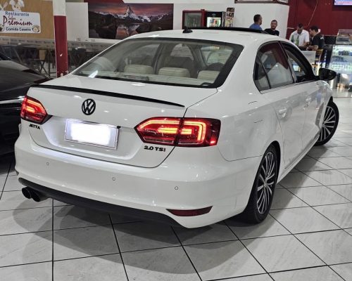 338303-volkswagen-jetta-20241029131338326539