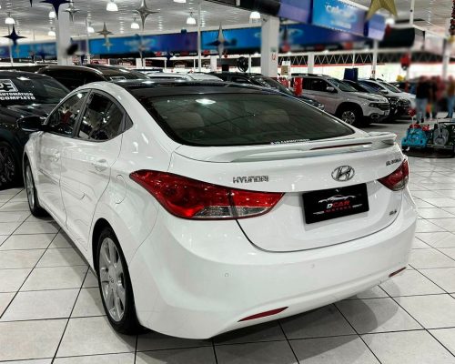 342153-hyundai-elantra-20241122072550484885