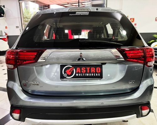 345496-mitsubishi-outlander-20241211091532684423