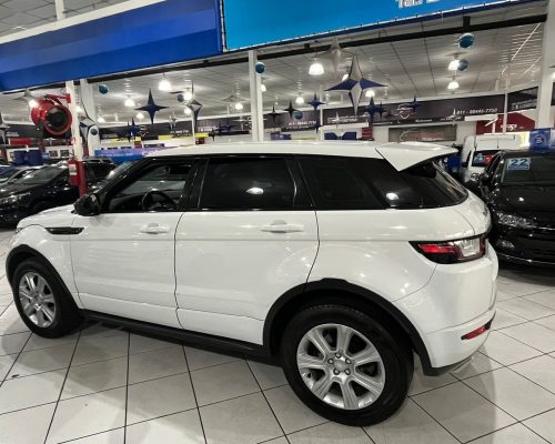 346115-land-rover-range-rover-evoque-20241213170011800794