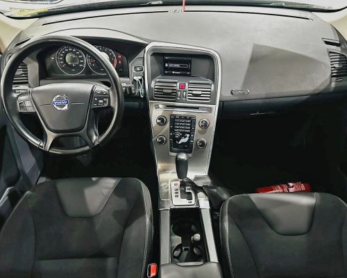 346702-volvo-xc60-20250612115623476937