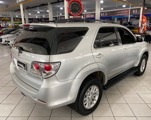 346785-toyota-hilux-sw4-20241218110710809512