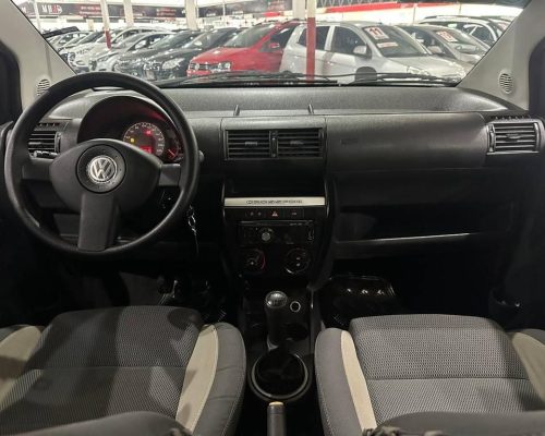 350759-volkswagen-crossfox-20250120122211188334