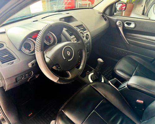 354527-renault-megane-20250210170310646209