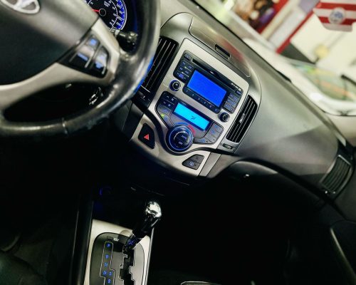 354851-hyundai-i30-cw-20250211182059692338