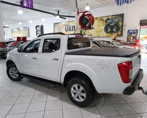 358509-nissan-frontier-20250308160558358301