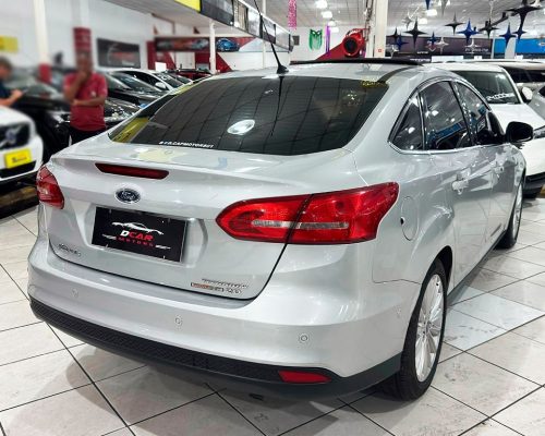 359596-ford-focus-20250314172736202932