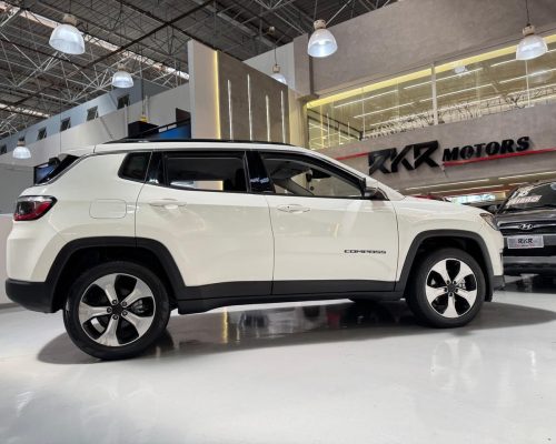 359838-jeep-compass-20250408165505423252
