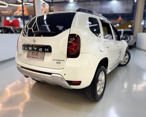 359842-renault-duster-20250606181029003460
