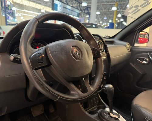 359842-renault-duster-20250606181103962348