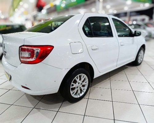 360979-renault-logan-20250327004132059983