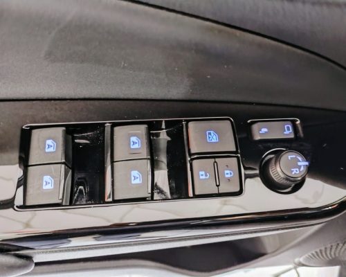 361111-toyota-yaris-20250323164737132903