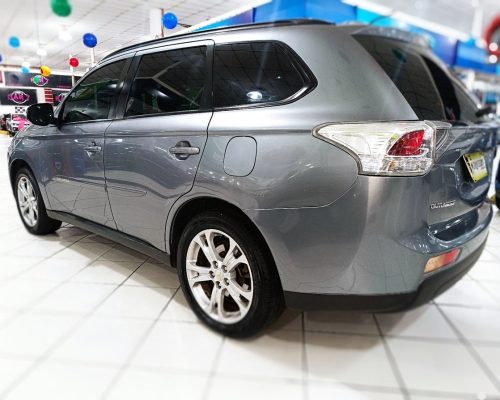 363262-mitsubishi-outlander-20250412124223958851