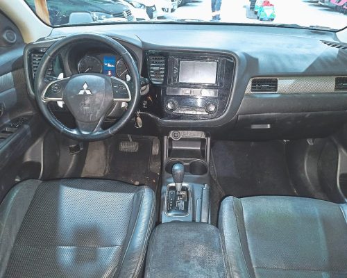 363262-mitsubishi-outlander-20250412124227126595