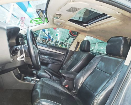 363262-mitsubishi-outlander-20250412124228589462