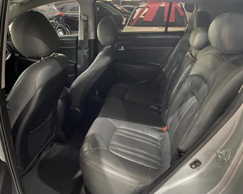 363282-kia-sportage-20250520130940920074