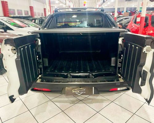 363635-fiat-toro-20250405153051346583
