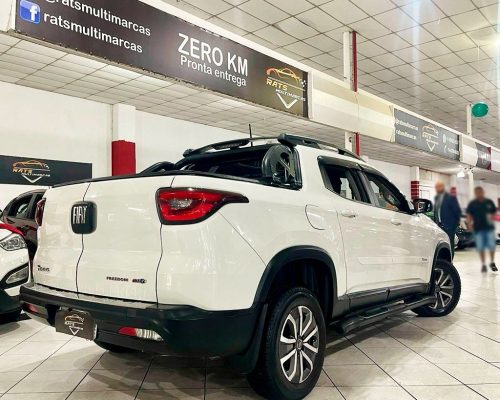 363635-fiat-toro-20250405153051773958