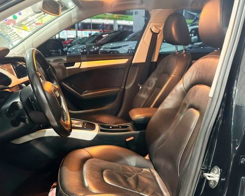 363789-audi-a4-20250407164528823994