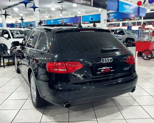 363789-audi-a4-20250407164537536266