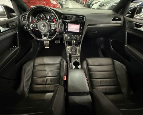 364366-volkswagen-golf-20250410153541768290