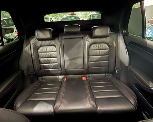 364366-volkswagen-golf-20250410154304650977