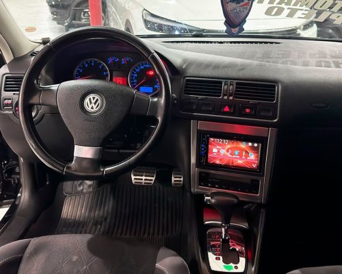 365281-volkswagen-golf-20250416120423093387