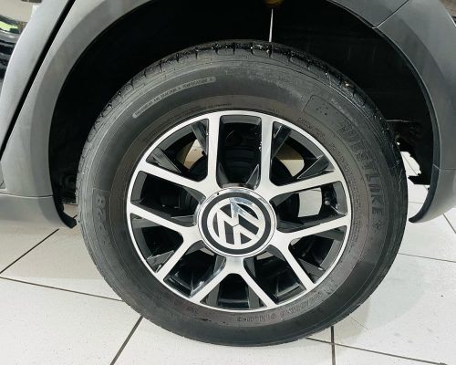 365346-volkswagen-cross-up-20250416163349191236