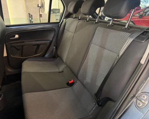 365394-volkswagen-up-20250505190130984059