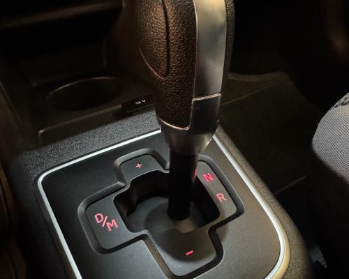 365394-volkswagen-up-20250505190136259840