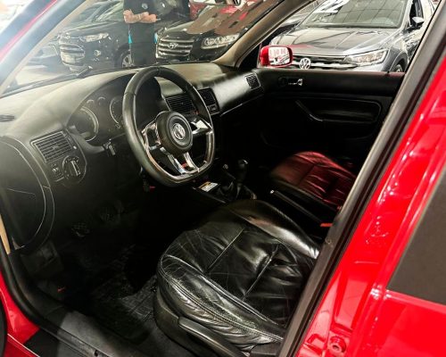 366006-volkswagen-golf-20250422174337585910