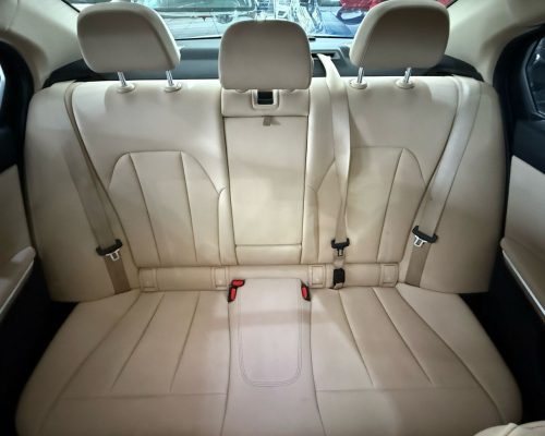 366134-bmw-320i-20250423132214713900
