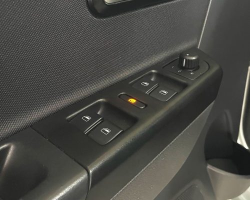366813-volkswagen-fox-20250425175844963529