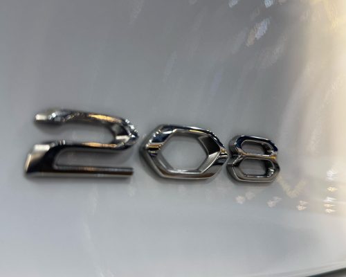 366908-peugeot-208-20250426122440416293