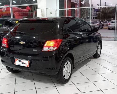 367815-chevrolet-onix-20250502123637822458