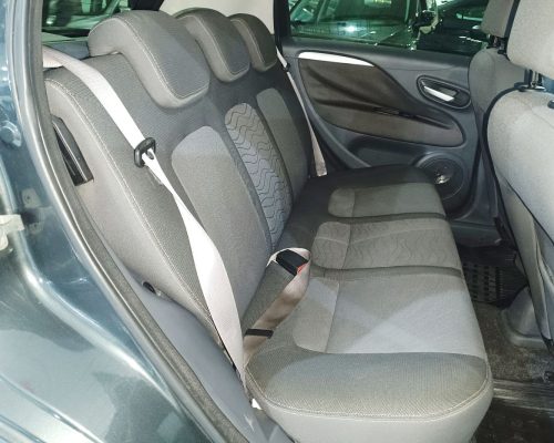 368081-fiat-punto-20250515122948525041