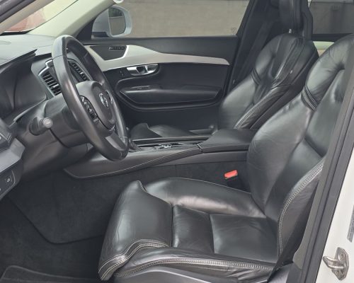368085-volvo-xc90-20250504101152223970
