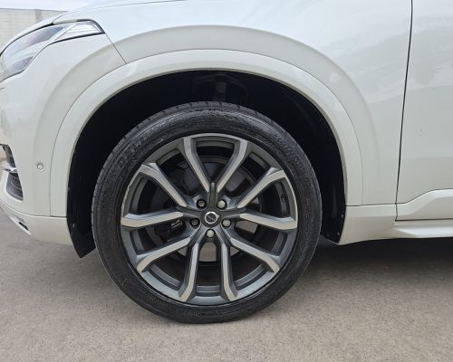 368085-volvo-xc90-20250504101159807745