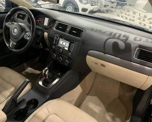 368695-volkswagen-jetta-20250507194003866908