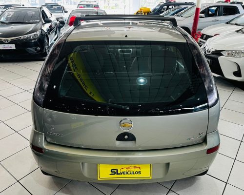 368804-chevrolet-corsa-20250508145159234301