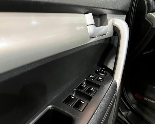 368813-kia-sorento-20250508152950406834