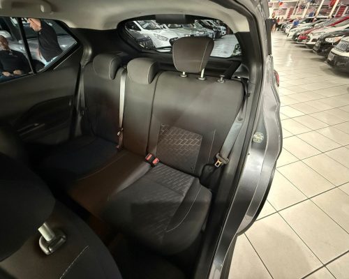 369637-nissan-kicks-20250513181226670385